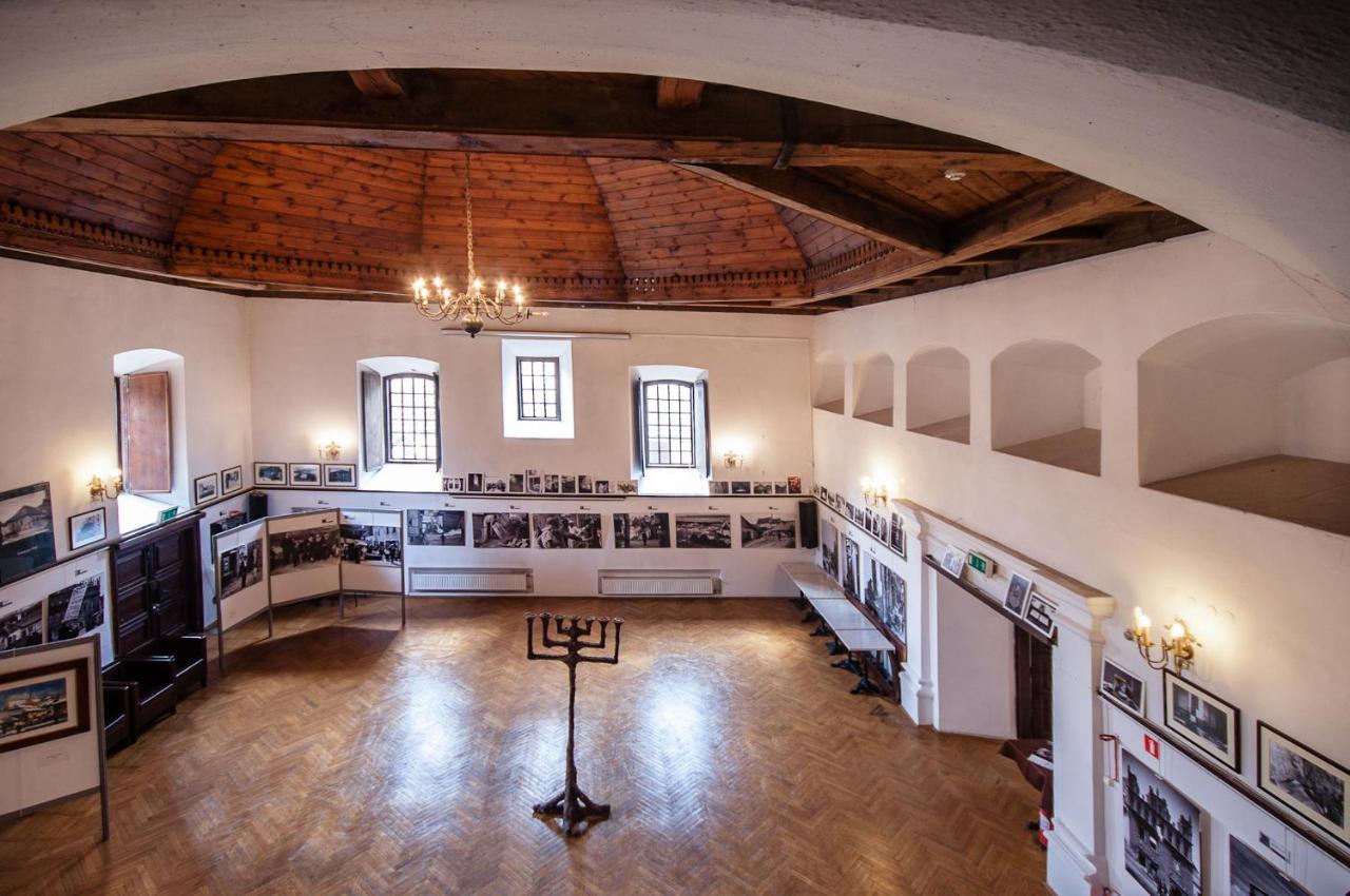 Dawna Synagoga Beitenu Казимеж-Дольны Экстерьер фото